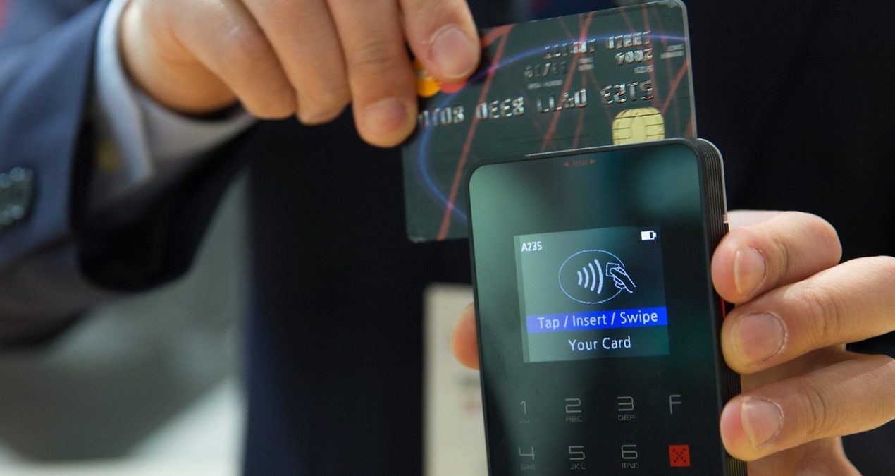 Obligația de a accepta plata cu cardul din 2026